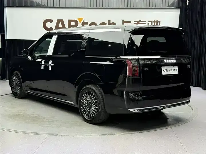 Zeekr 009 2024 six-seat executive four-wheel drive 108kWh 11