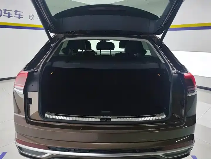 Touang 2020 Touang X 380TSI 4-wheel Drive Respect Deluxe Edition 4