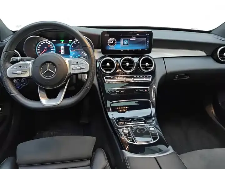 Mercedes Benz Class C 2020 C 260 Sports Edition 12