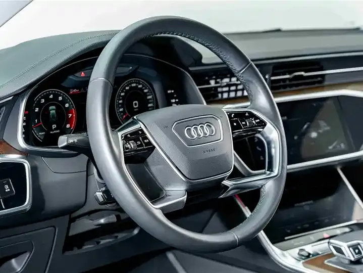 Audi A6 (Imported) 2021 allroad quattro Explorer 55 TFSI Prestige Off-Road Model 10