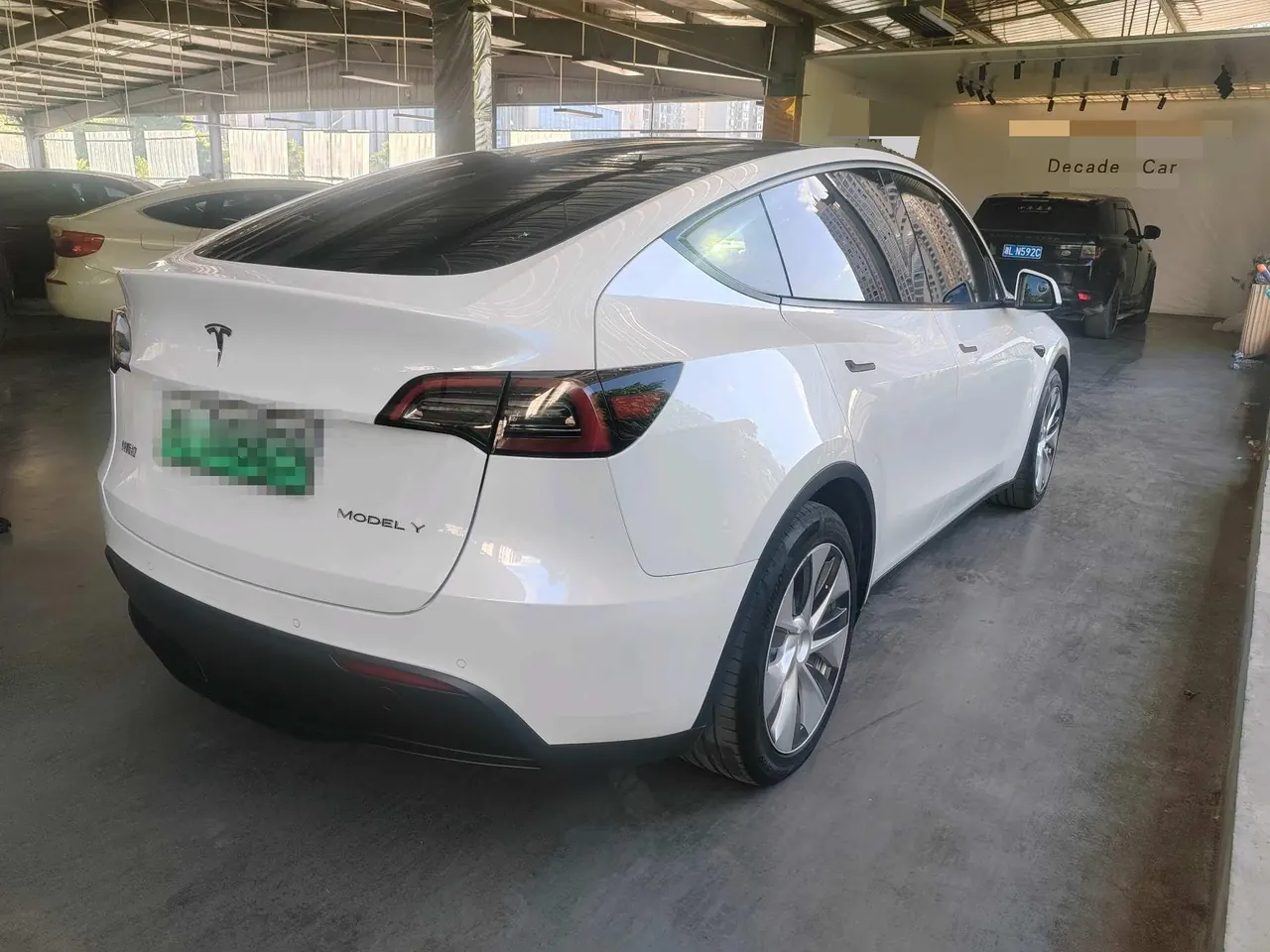 Tesla 2021 Model Y long endurance all-wheel drive version automatic transmission 2