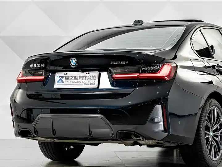 BMW 3 Series 2024 325i M Sports Night Suit 7