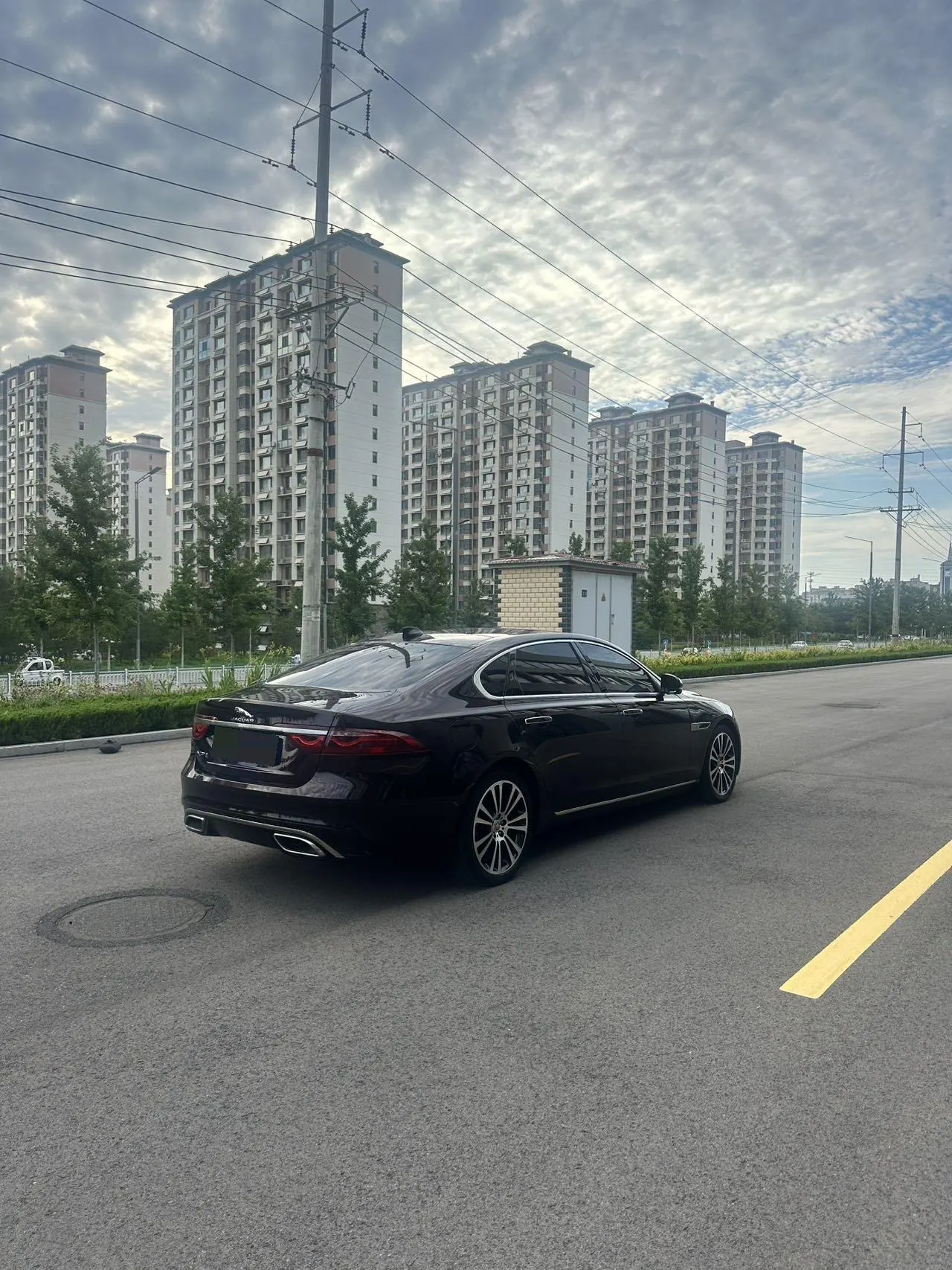 Jaguar 2021 XFL 2.0T P 12500.00g Drive Enjoy Deluxe Edition Automatic Gear 4