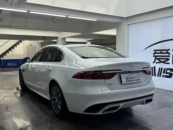 Jaguar XFL 2023 XFL 2.0T P 12500.00g Drive Elite Sports Edition 5