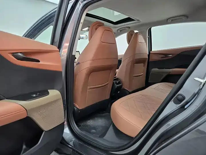 Yidong PHEV 2025 Smart New Blue Whale 145KM Battleship Edition 8