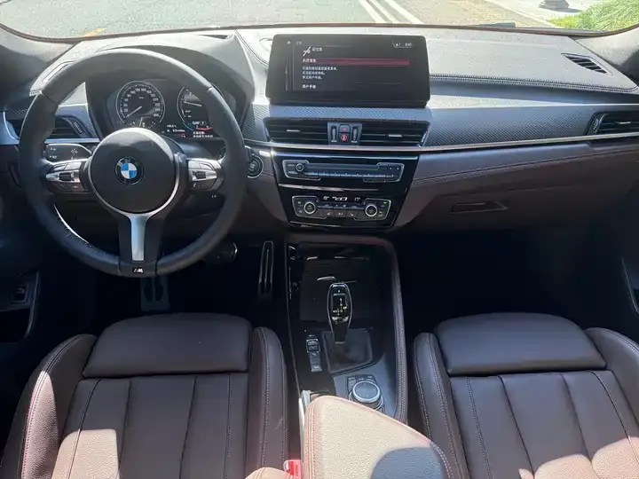 BMW X2 2022 xDrive25i Obsidian Night Edition 11