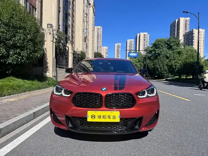 BMW X2 2022 xDrive25i Obsidian Night Edition 2