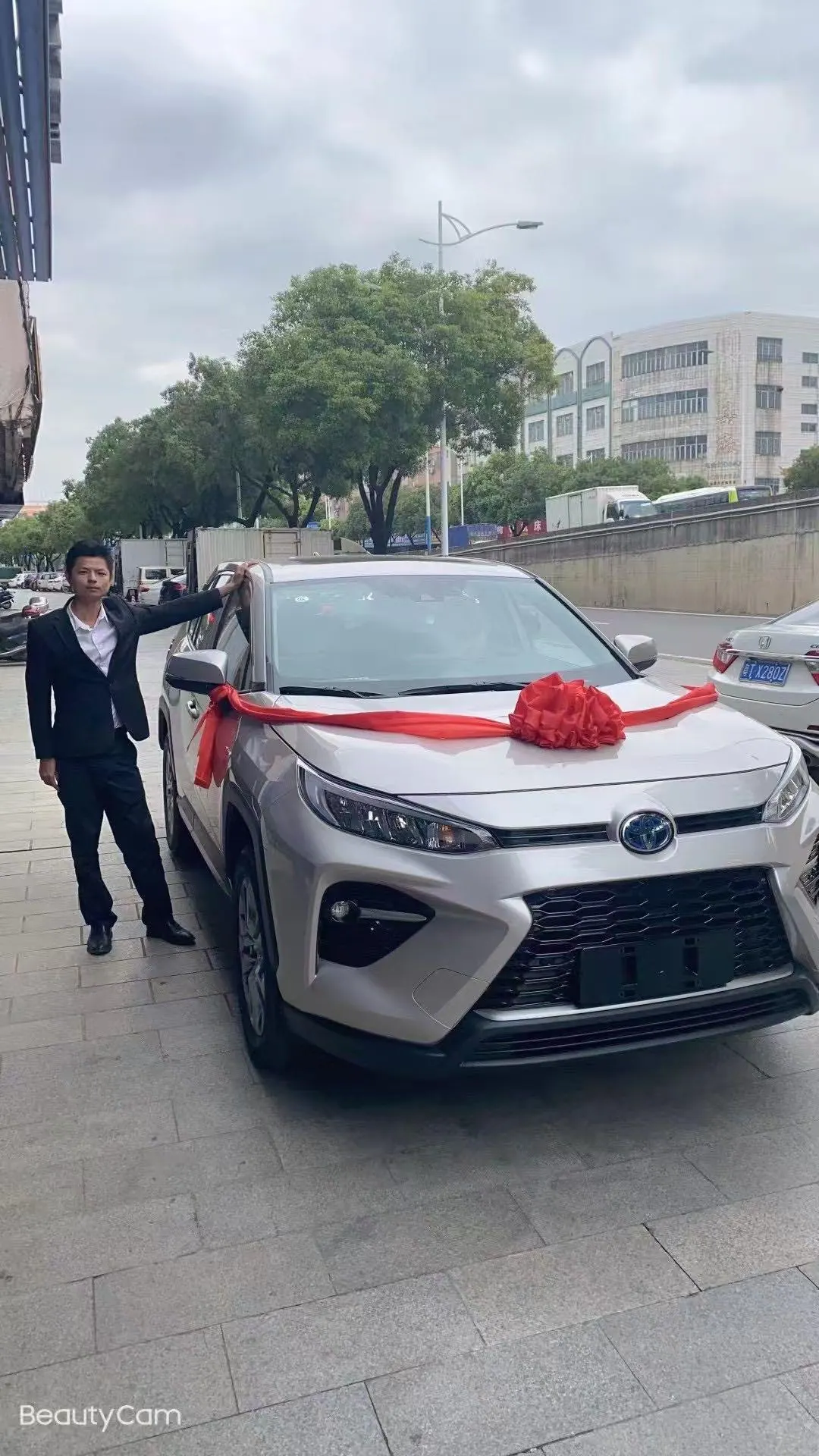 Toyota 2021 Weilanda Dual Engine 2.5 Stepless Two-Drive Deluxe Automatic Gear 2