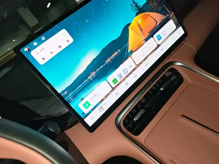 Galaxy L6 2025 EM-i 140km Discovery Edition 9