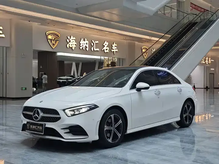 Mercedes Benz A- Class 2022 Model Facelift Three A 200 L Sport Sedan Fashion Version - View 1