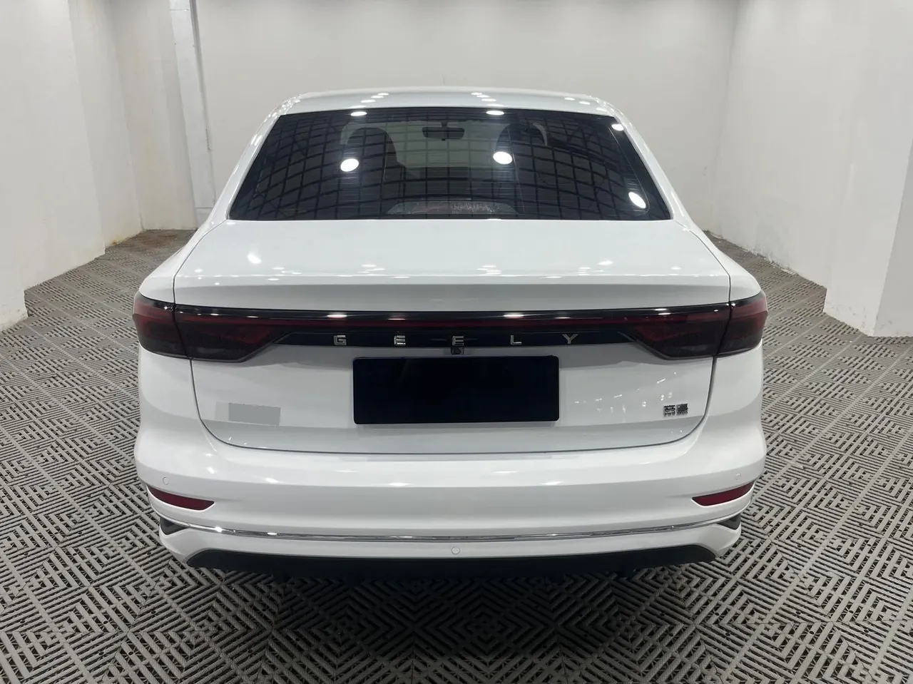 Geely 2022 Emgrand-sedan 1.5 stepless flagship automatic gear 8