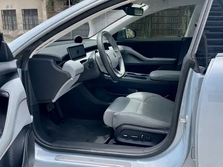 NIO ET5 2022 model 75kWh 8