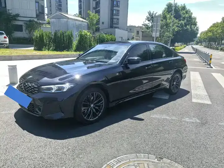 BMW 3 Series 2023 330Li M Sports Obsidian Night Suit - View 1