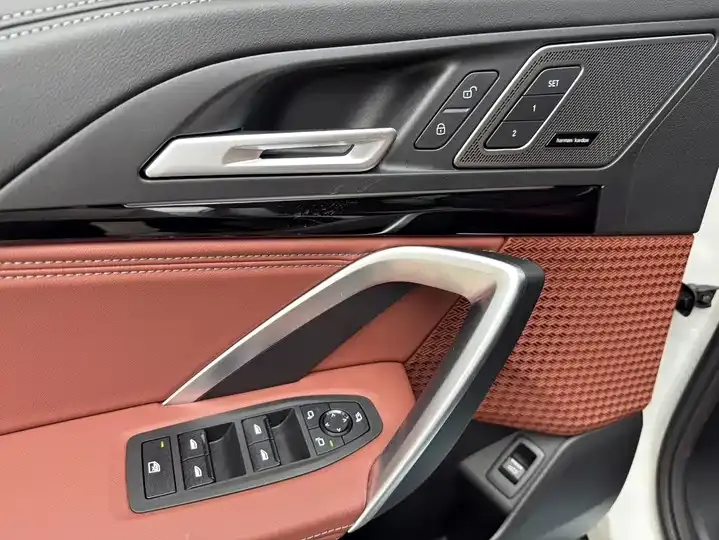 BMW X1 2024 sDrive25Li X Design Set 10