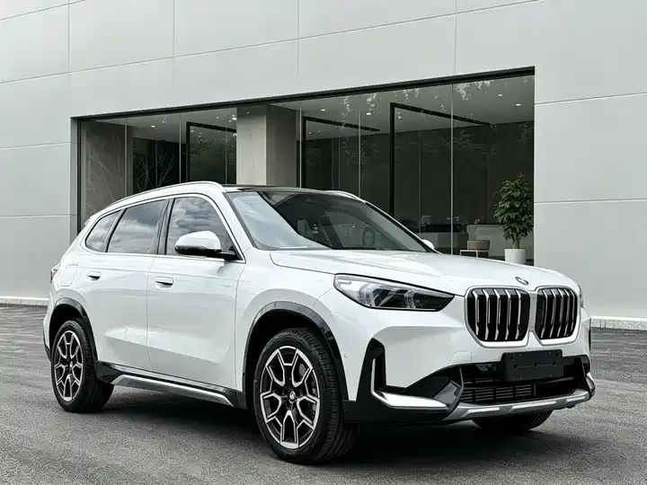BMW X1 2024 sDrive25Li X Design Set 3