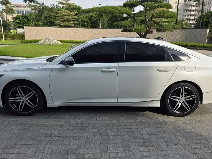 Accord 2022 260TURBO Phantom Night – Prestige Edition 4