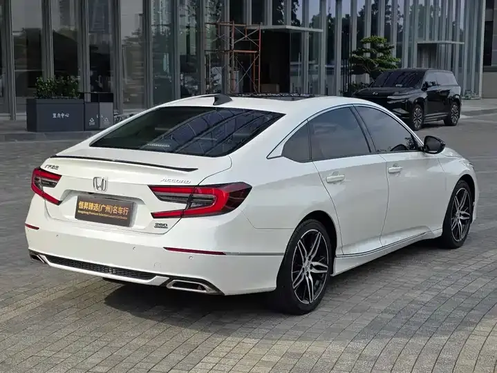 Accord 2022 260TURBO Phantom Night – Prestige Edition 7