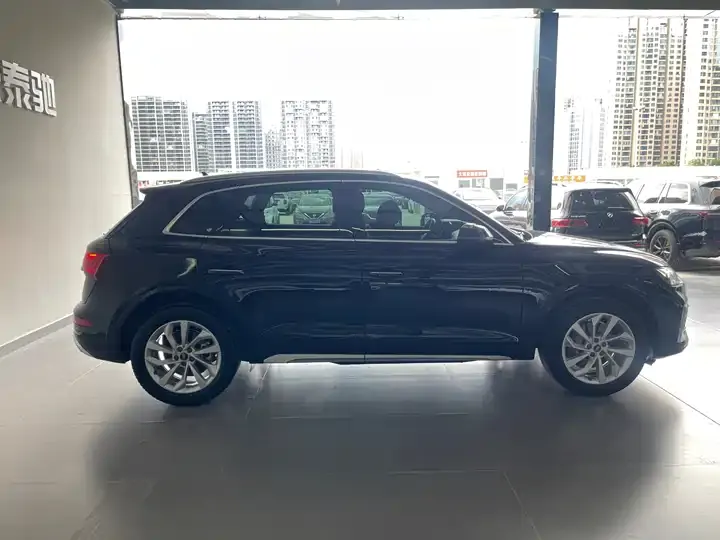 Audi Q5L 2022 model, facelifted, 40T Luxury Dynamic Edition 7