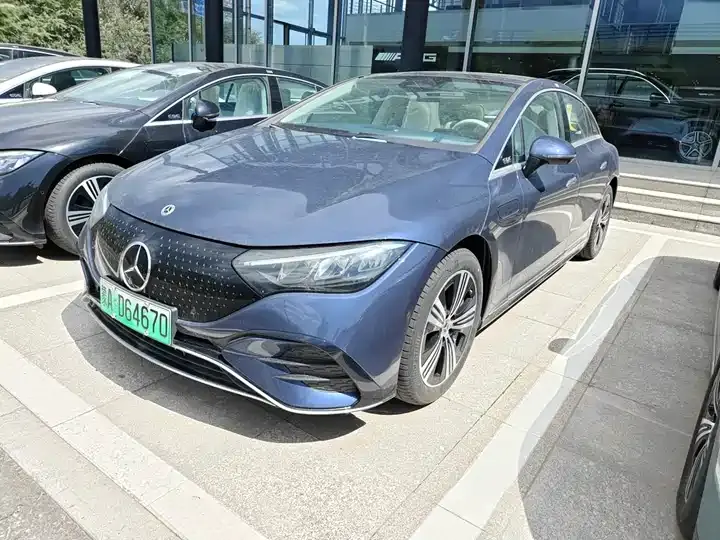 Mercedes Benz EQE 2025 500 4MATIC Pioneer Edition - View 1