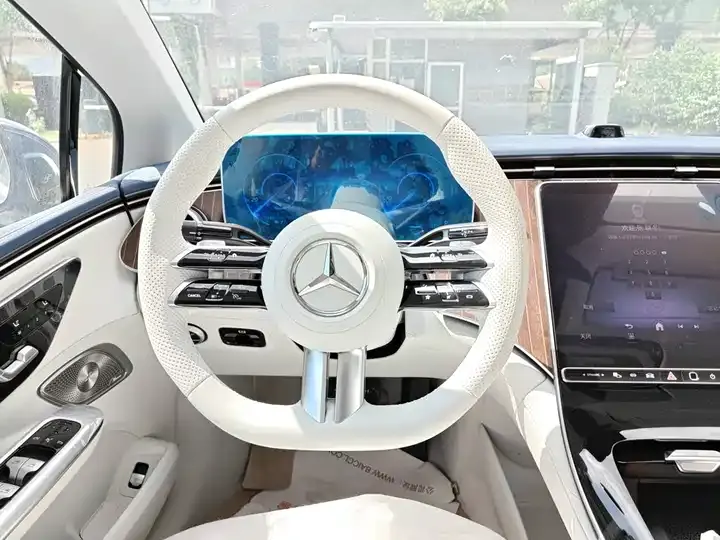 Mercedes Benz EQE 2025 500 4MATIC Pioneer Edition 3