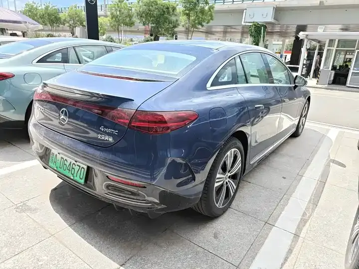 Mercedes Benz EQE 2025 500 4MATIC Pioneer Edition 7