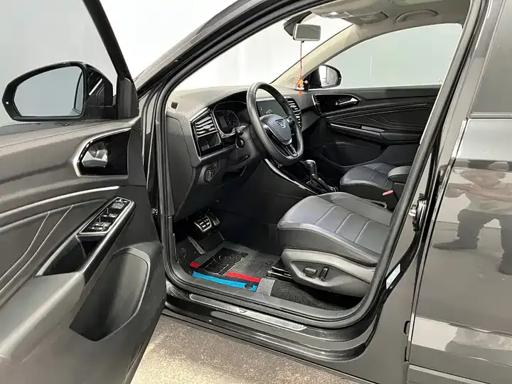 Jetta VS7 2021 Black Front Edition 1.4T Auto Enjoy Edition 7