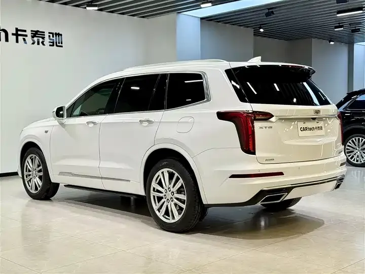 Cadillac XT6 2022 2.0T 6-seat 4-wheel drive luxury model 6