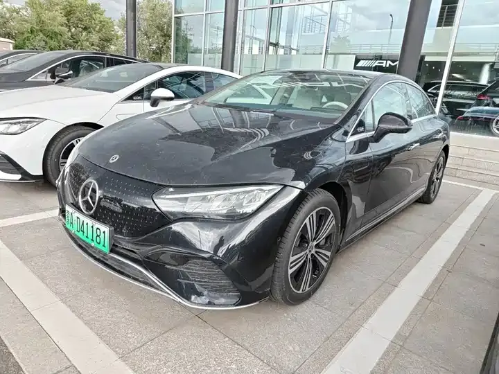 Mercedes Benz EQE 2025 500 4MATIC Pioneer Edition - View 1