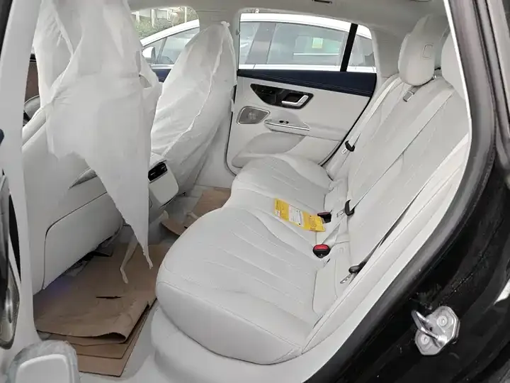 Mercedes Benz EQE 2025 500 4MATIC Pioneer Edition 6