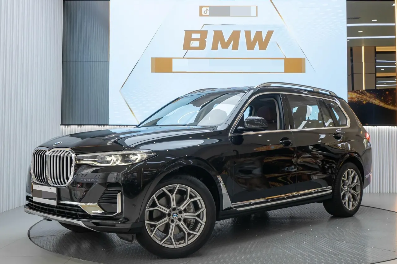 Open image lightbox: BMW X7 (Imported) 2022 X7 xDrive40i 3.0T Leading Luxury Suit Automatic Gear