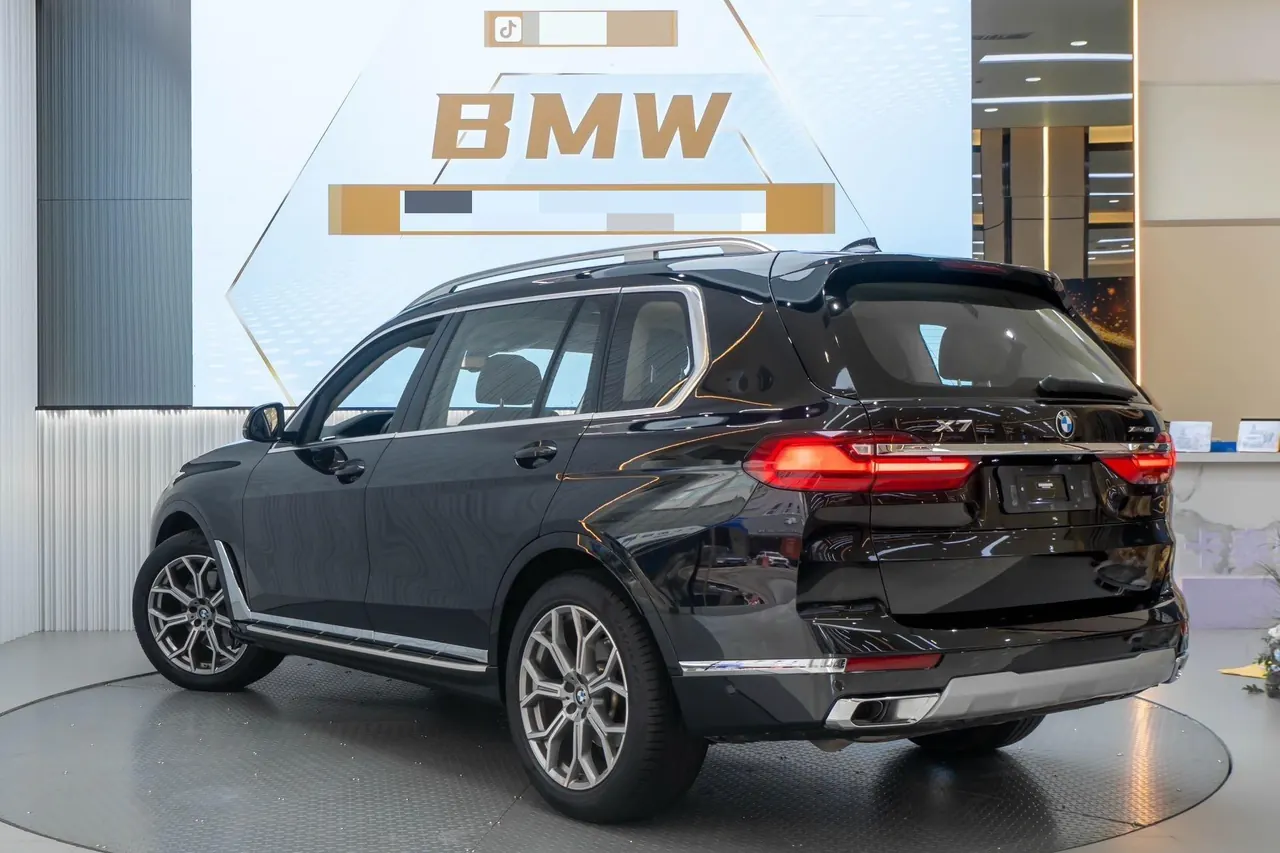 BMW X7 (Imported) 2022 X7 xDrive40i 3.0T Leading Luxury Suit Automatic Gear 3