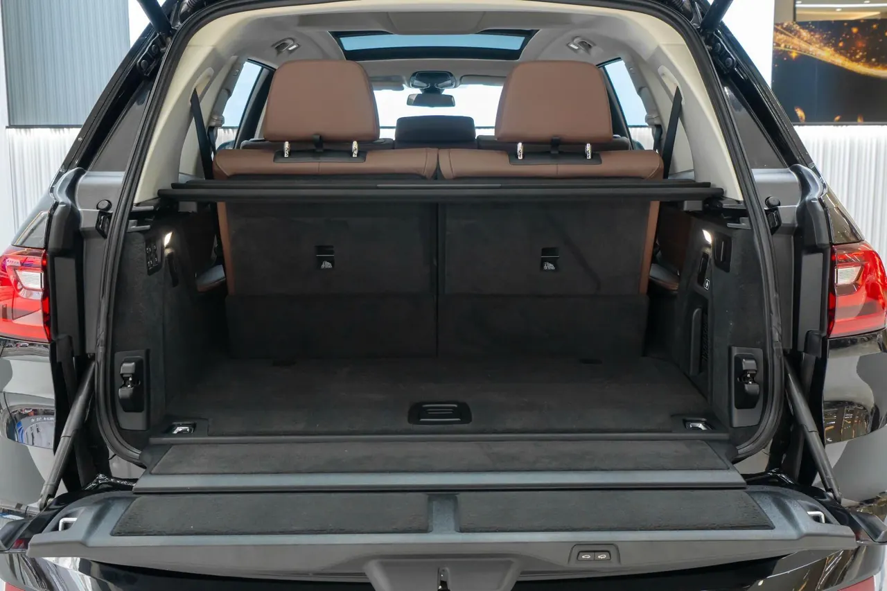 BMW X7 (Imported) 2022 X7 xDrive40i 3.0T Leading Luxury Suit Automatic Gear 5