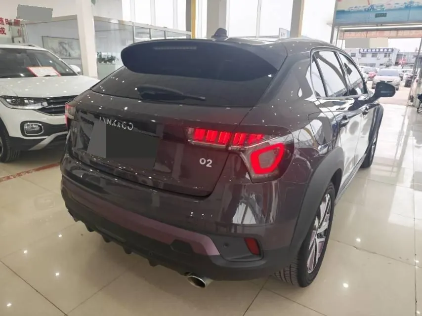 LYNK&amp;CO 2021 LYNK&amp;CO 02 1.5T Two-wheel Drive Champion Edition Automatic Gear 4