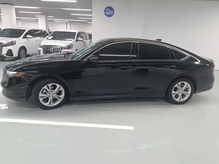 Accord 2024 260TURBO Deluxe Edition 2