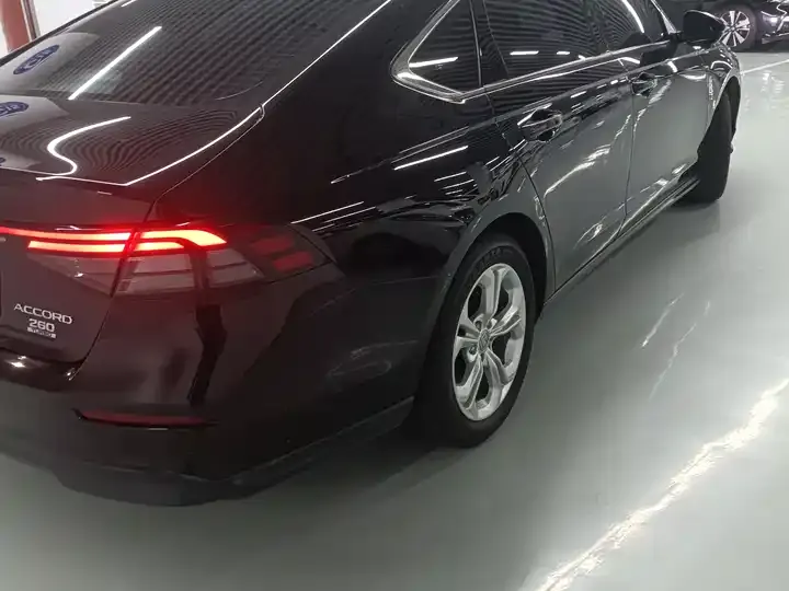 Accord 2024 260TURBO Deluxe Edition 4