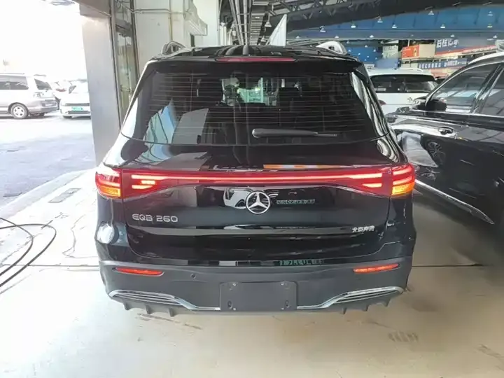 Mercedes Benz EQB 2025 EQB 260 6
