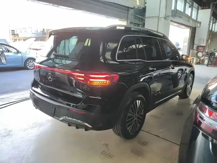 Mercedes Benz EQB 2025 EQB 260 7
