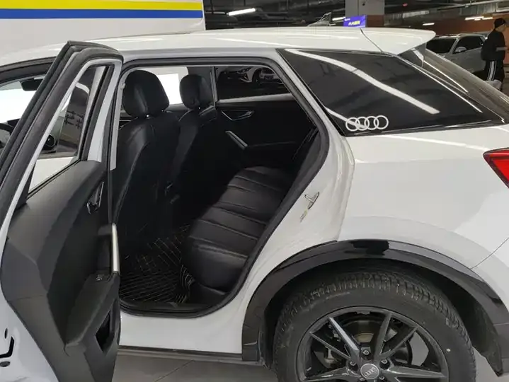 Audi Q2L 2021 35 TFSI Enterprising Dynamic 11