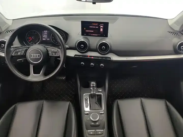 Audi Q2L 2021 35 TFSI Enterprising Dynamic 12