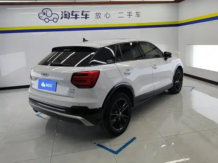 Audi Q2L 2021 35 TFSI Enterprising Dynamic 3