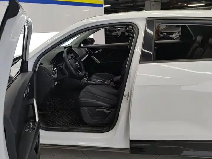 Audi Q2L 2021 35 TFSI Enterprising Dynamic 9