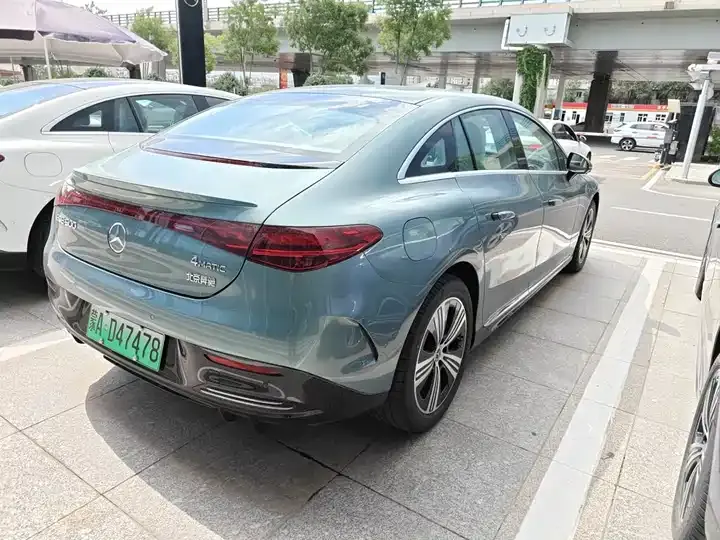 Mercedes Benz EQE 2025 500 4MATIC Pioneer Edition 2