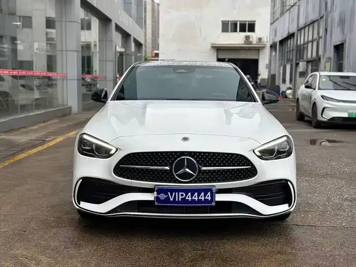 Mercedes Benz Class C 2023 C 260 L Night Sports Edition 2