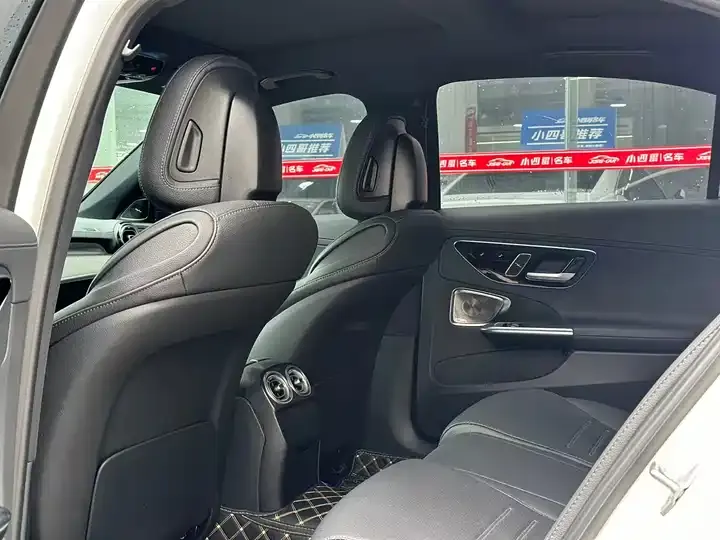 Mercedes Benz Class C 2023 C 260 L Night Sports Edition 5
