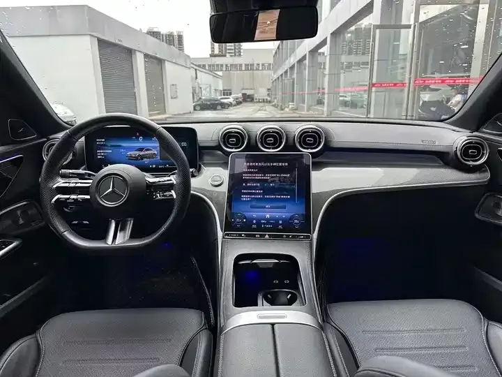 Mercedes Benz Class C 2023 C 260 L Night Sports Edition 6