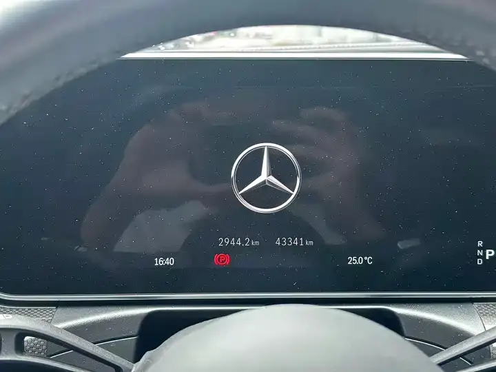 Mercedes Benz Class C 2023 C 260 L Night Sports Edition 9
