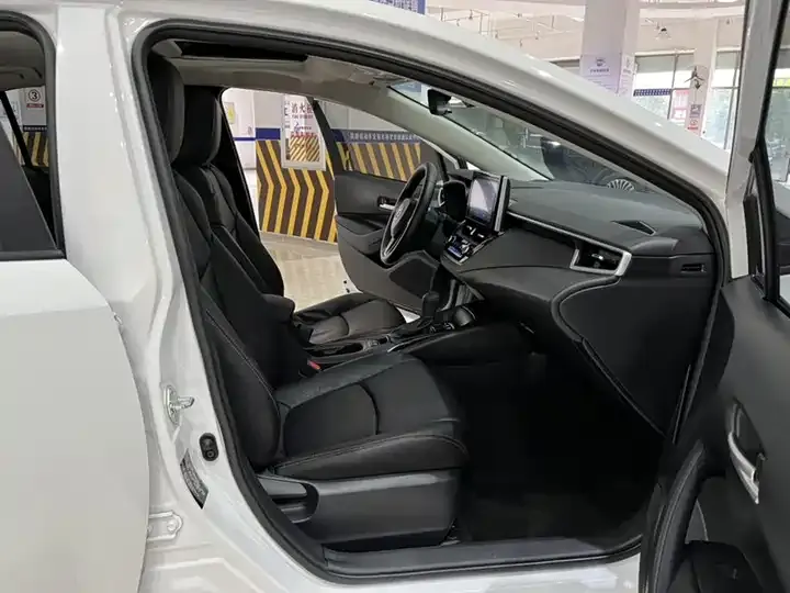 Corolla 2021 1.2T S-CVT Elite PLUS Edition 4