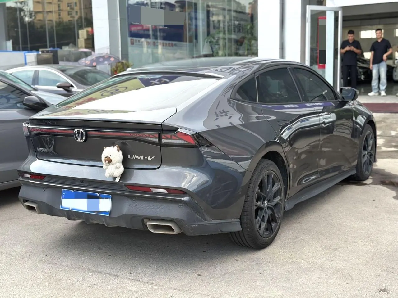 ChangAn 2024 UNI-V 1.5T Prestige Automatic 7