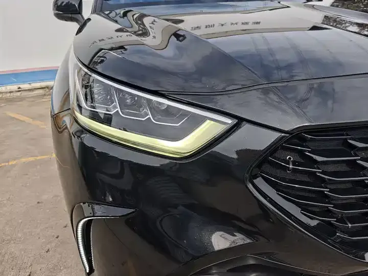 Crown Land Release 2024 2.5L HEV 4-wheel Drive Premium Edition 4