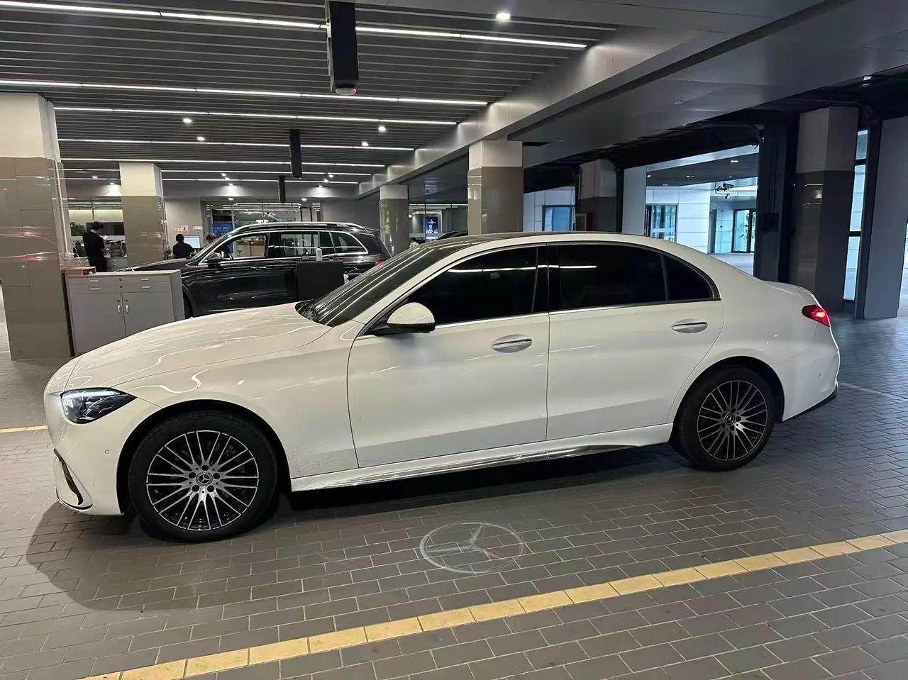 Mercedes Benz Class C 2026 C 260 L 48V 2.0T Sports Edition Automatic Gear 4